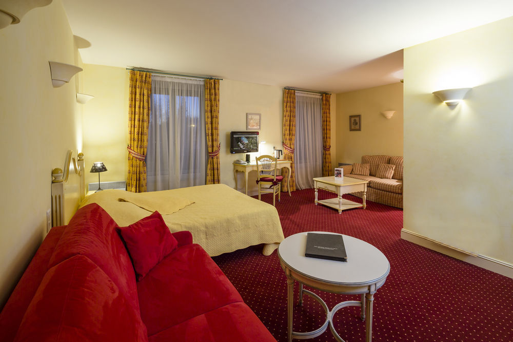 Fréjus Hotel And Restaurant L Arena מראה חיצוני תמונה